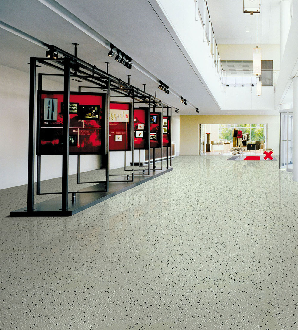 橡胶地板与塑胶地板有什么区别？