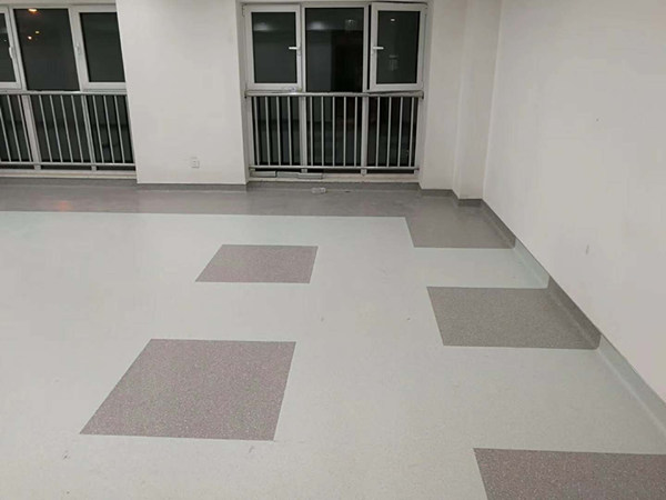 病房橡胶地板