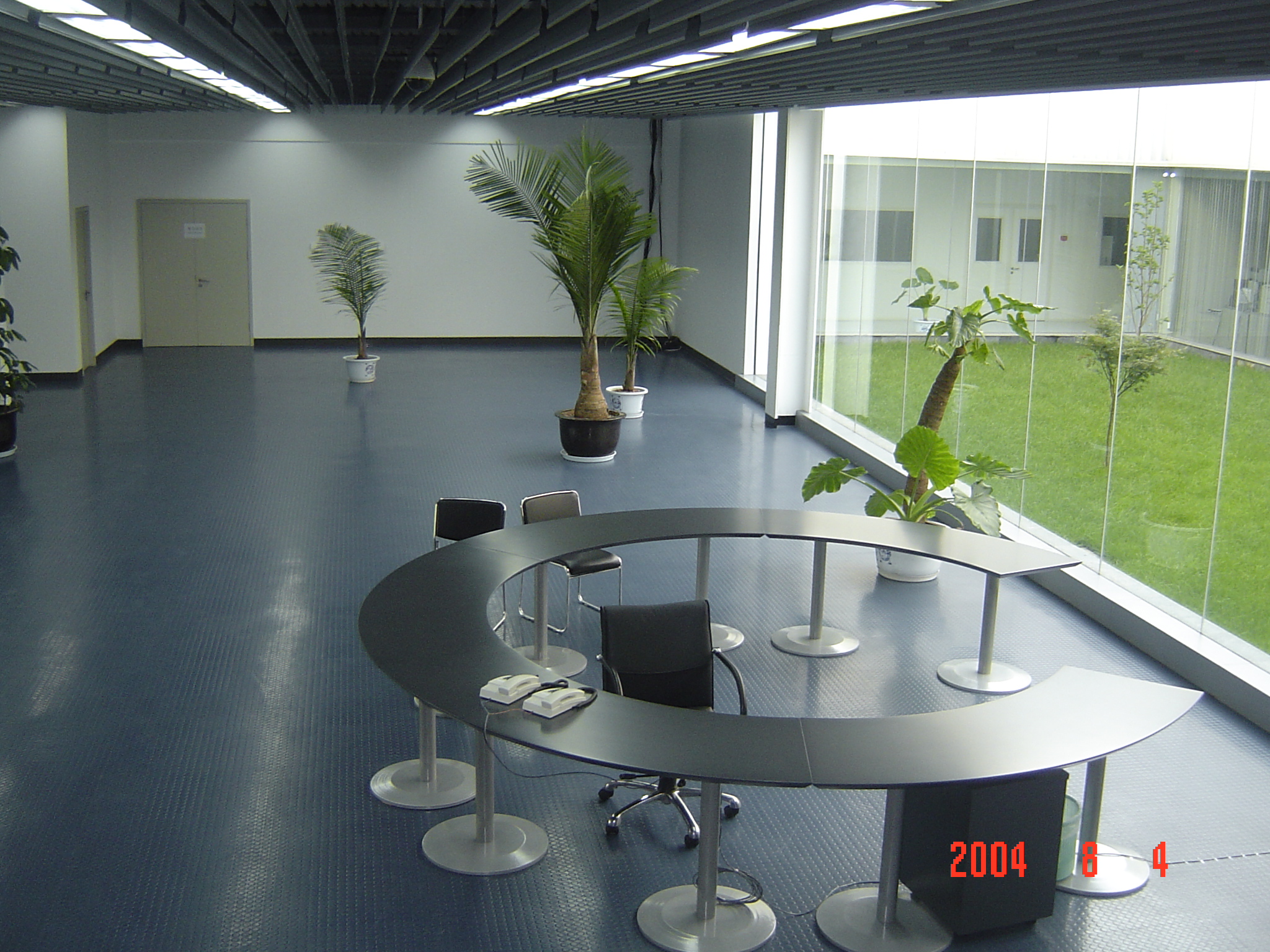 森纳橡胶地板引领弹性地板行业新风尚